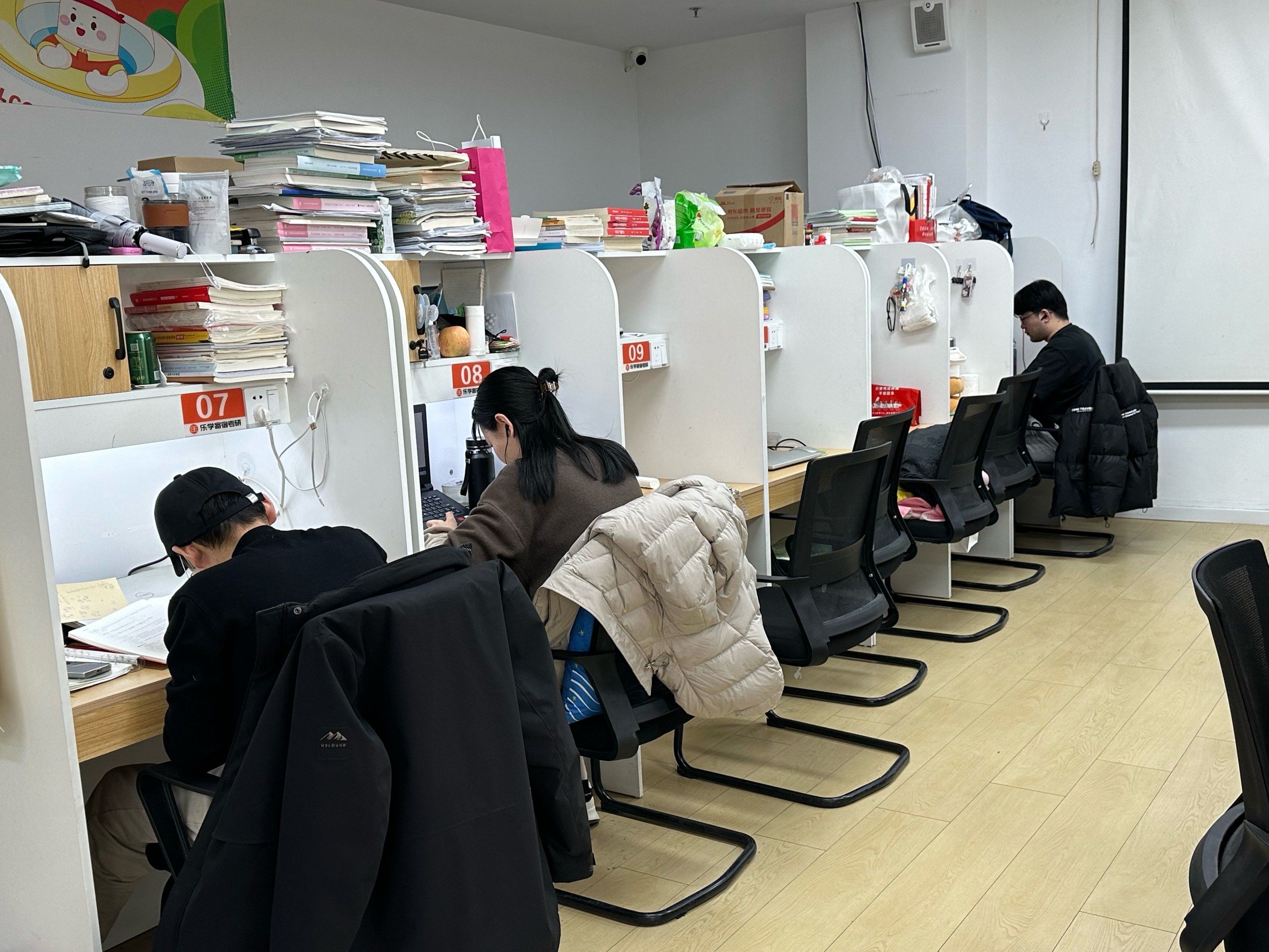 免费??提前入住,这家寄宿自习室太全面了——沉浸式备考新体验,服务堪比五星酒店